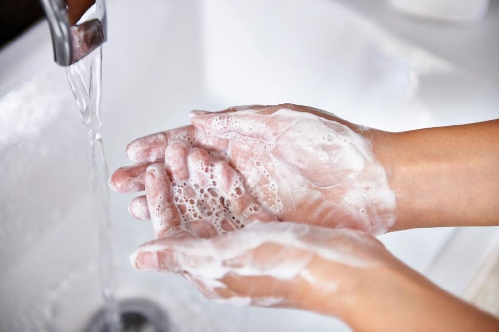 Washing your hands from microorganisms and worms